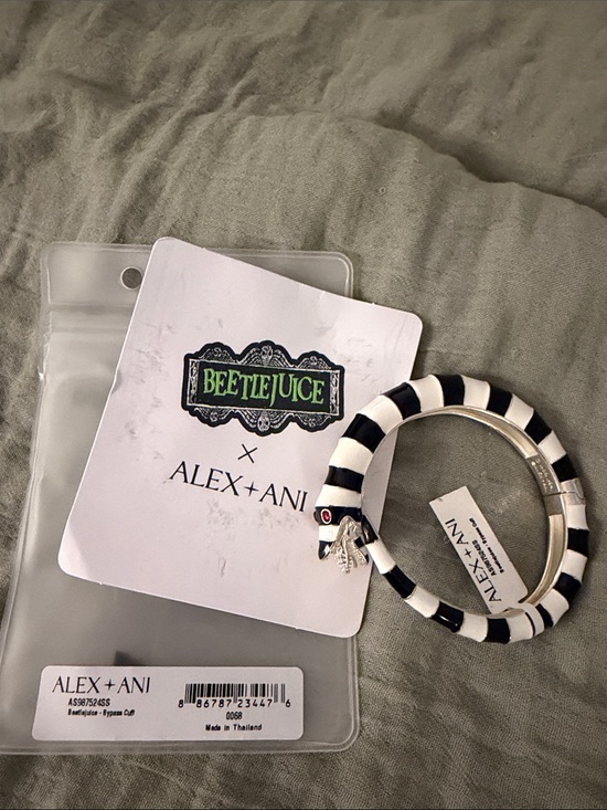 Alex and Ani Jewelry - NEW Sandworm Beetlejuice Cuff Bracelet